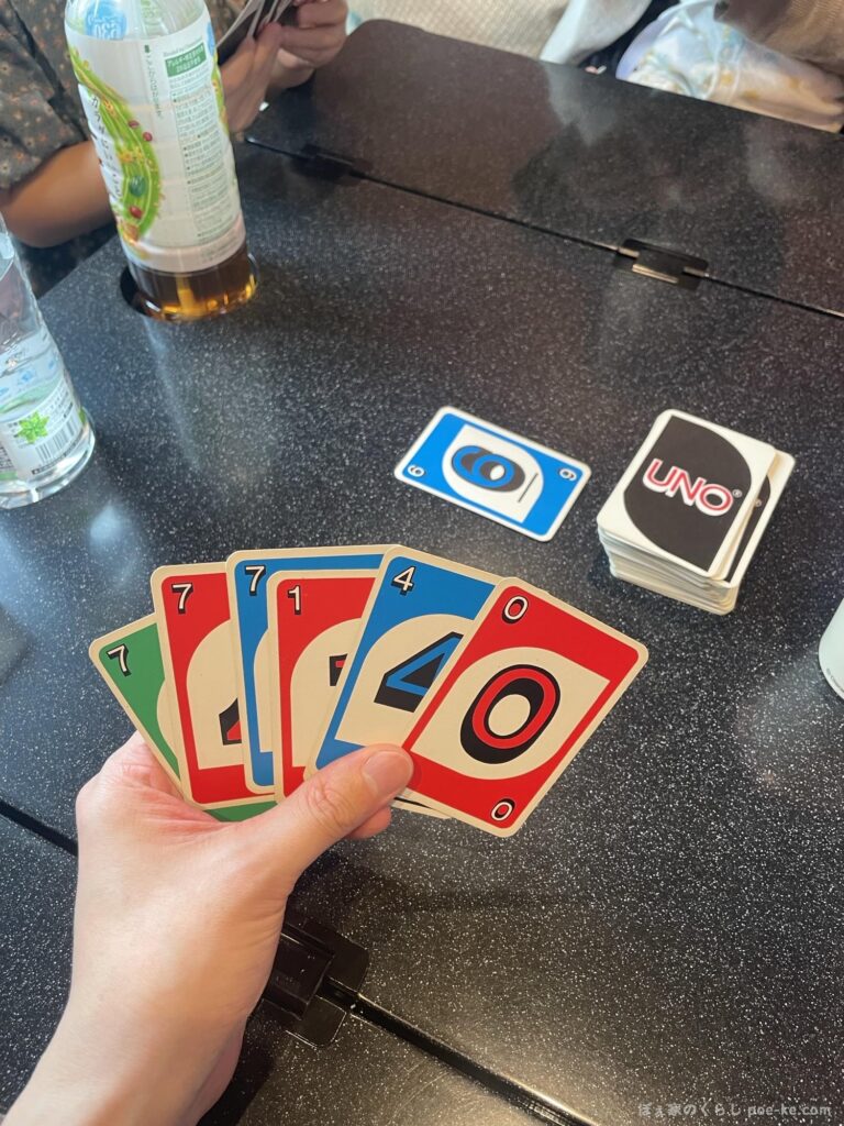 スペーシアX　コンパートメント　くつろぐ　ボードゲーム